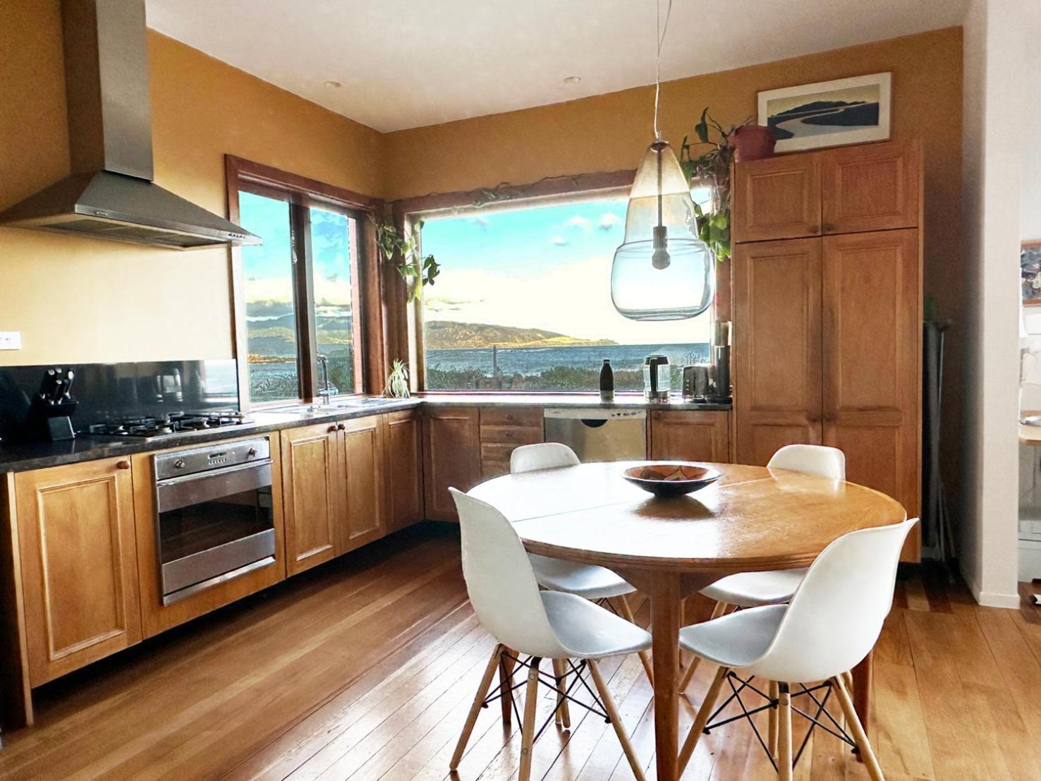 Stunning Views Ocean-Front Wellington Exterior foto